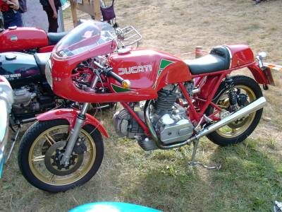 Ducati_KW.JPG