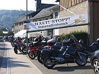 2000fruehstk020.jpg